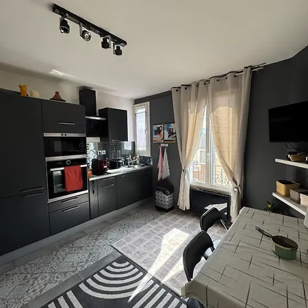 Modern 1br By Paris Courthouse